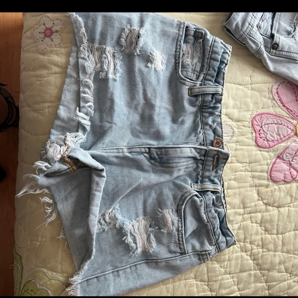 Forever 21 girls jean shorts with adjustable waist